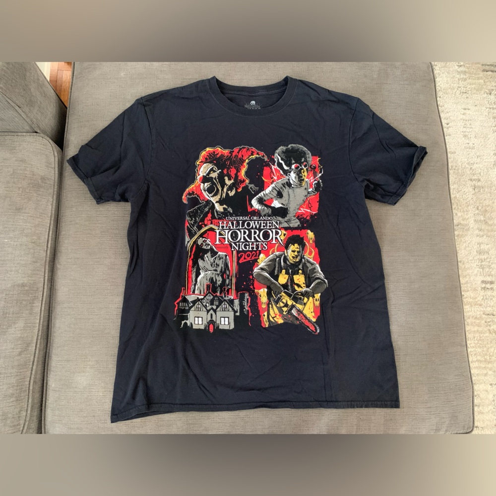 Halloween Horror Nights 2021 men’s XL T-shirt-Excellent condition
